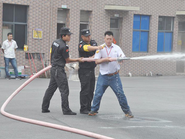 消防栓使用演示